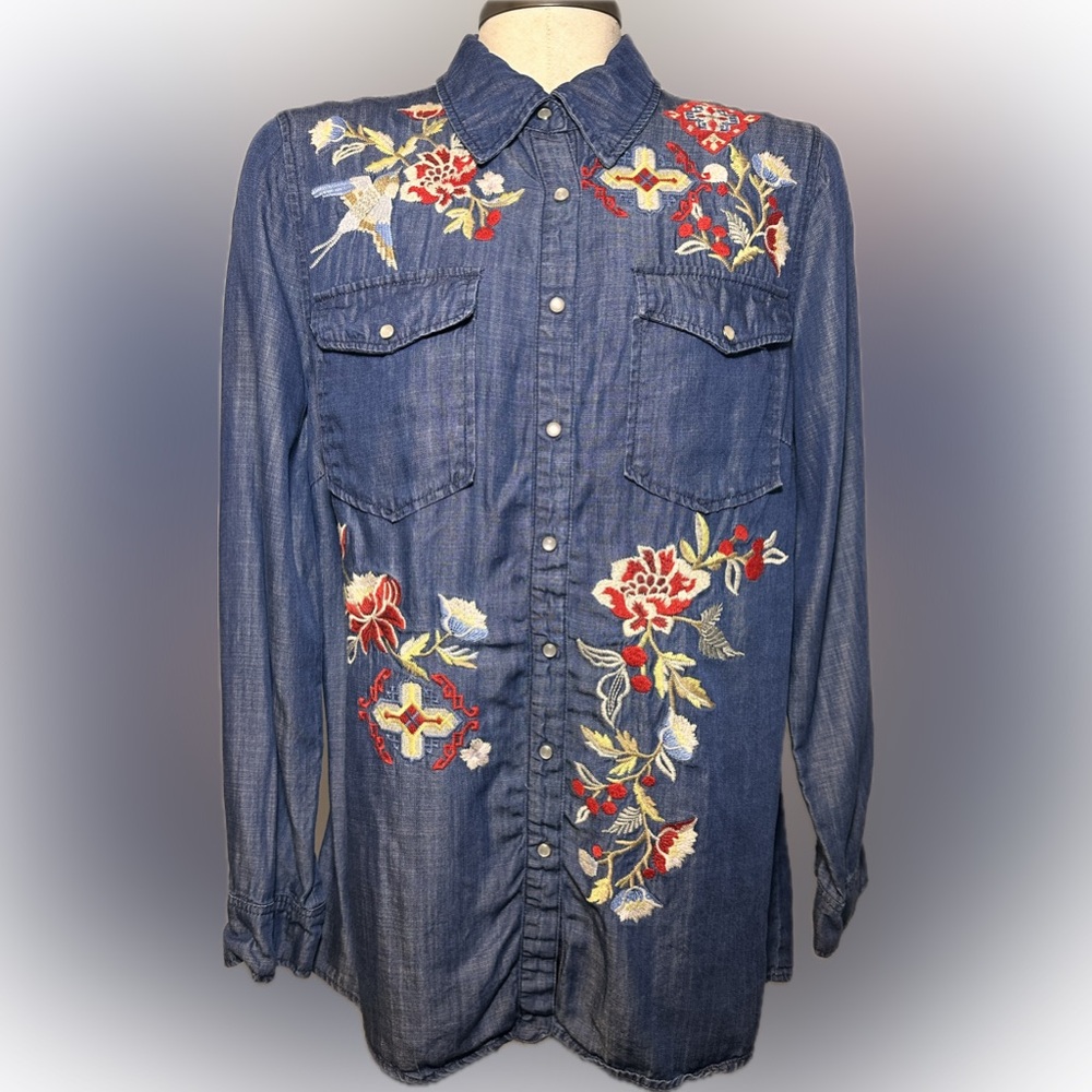 Paparazzi Embroidered Denim Western Button Down Shirt Floral Birds Boho Shirt S/